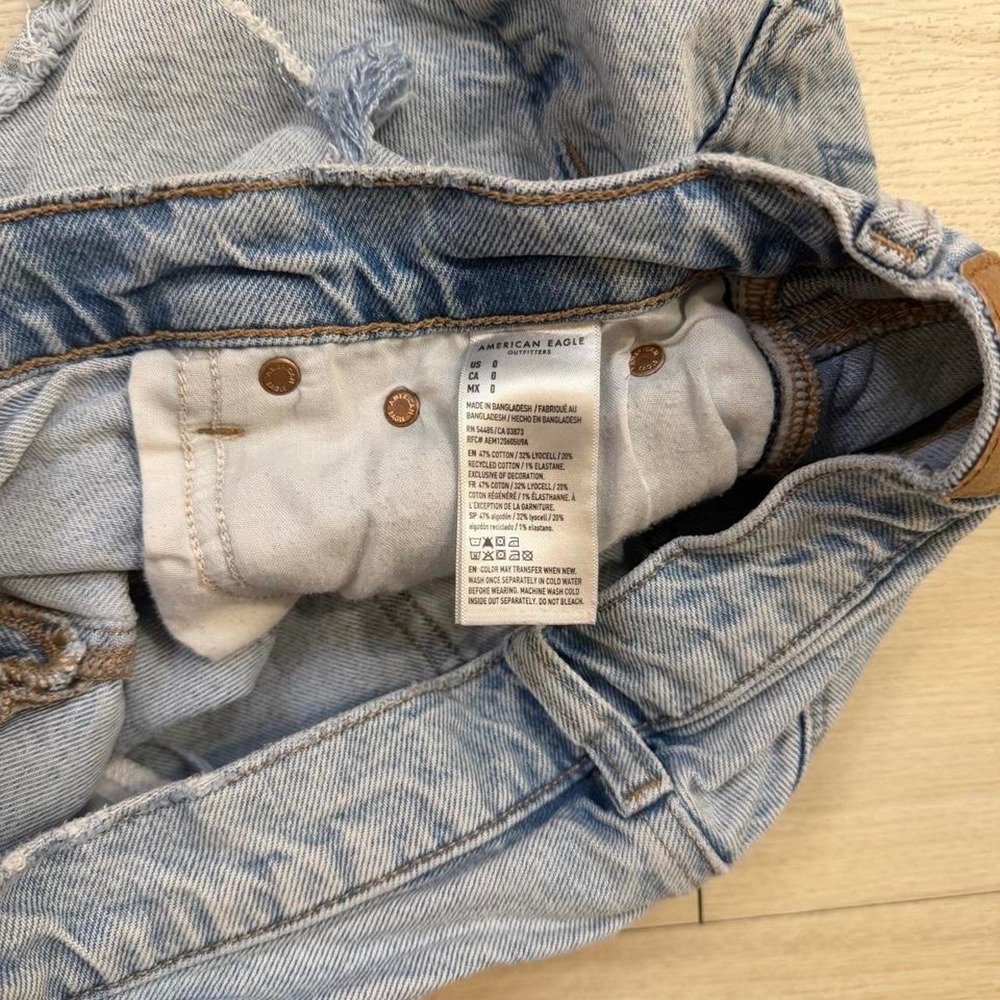 American Eagle Light Wash Cut Jean Shorts Womens Size 0 Denim - Picture 4 of 6